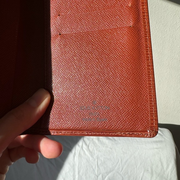 Authentic Louis Vuitton Epi Checkbook Bifold - Picture 6 of 9